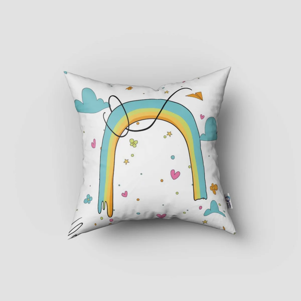 Gökkuşağı Kırlent Kılıfı | Beyaz bulut, kalp Desenli