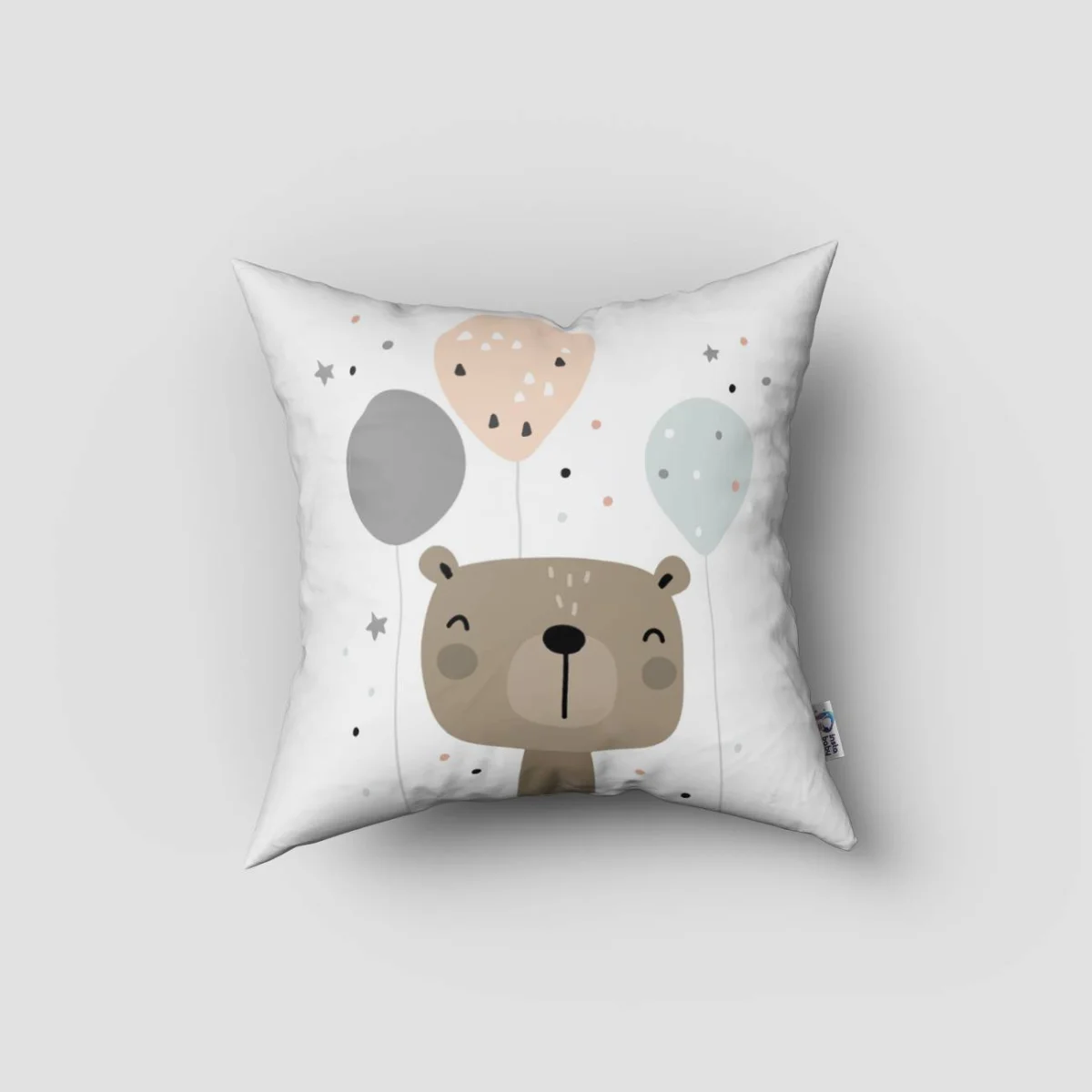 Ayı Kırlent Kılıfı | Beyaz balonlar, bulutlar Desenli