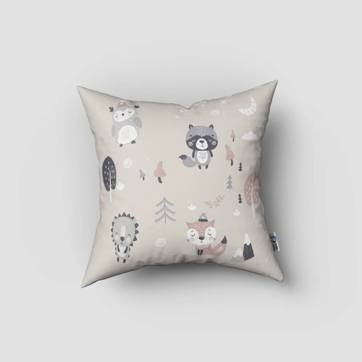 Orman Hayvanları Kırlent Kılıfı | Bej Yol, ağaçlar Desenli