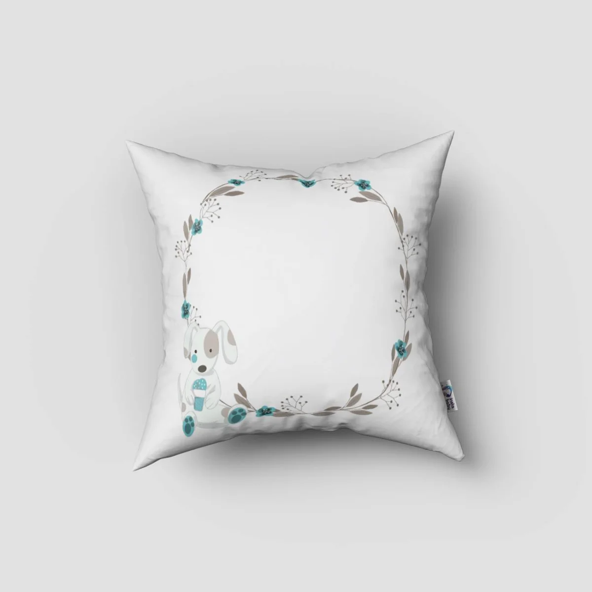 Köpek Kırlent Kılıfı | Beyaz Çiçekli çelenk, cupcake Desenli