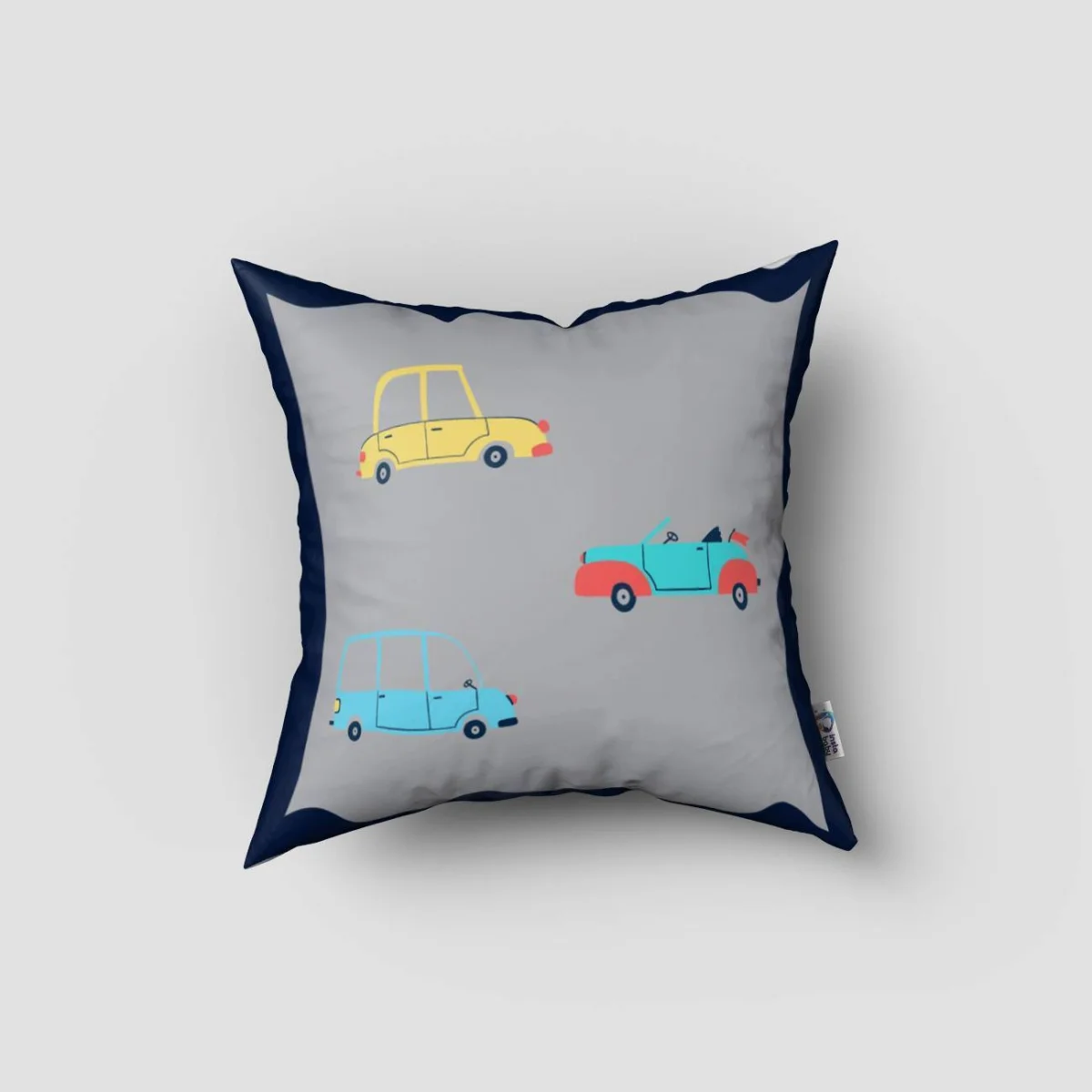 Arabalar Kırlent Kılıfı | Gri güneş, bulutlar Desenli