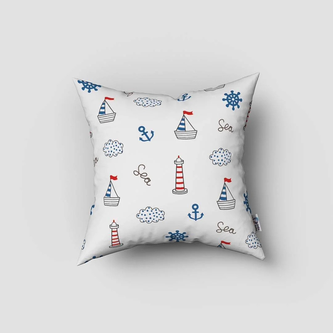 Denizci Ayı Kırlent Kılıfı | Beyaz balık, yıldız Desenli