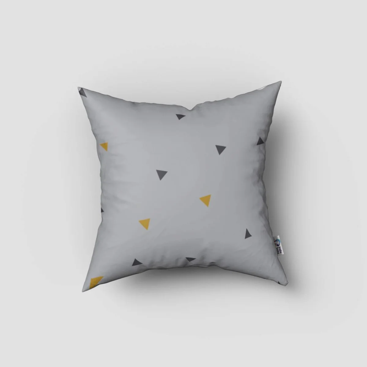 Panda Kırlent Kılıfı | Gri tüylü taç, sarı ve gri üçgenler Desenli