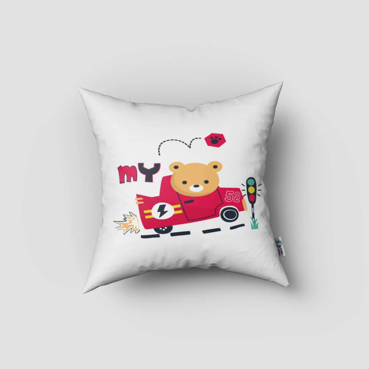 Ayı ve yarış arabası Kırlent Kılıfı | Beyaz Trafik ışığı, patik izi Desenli