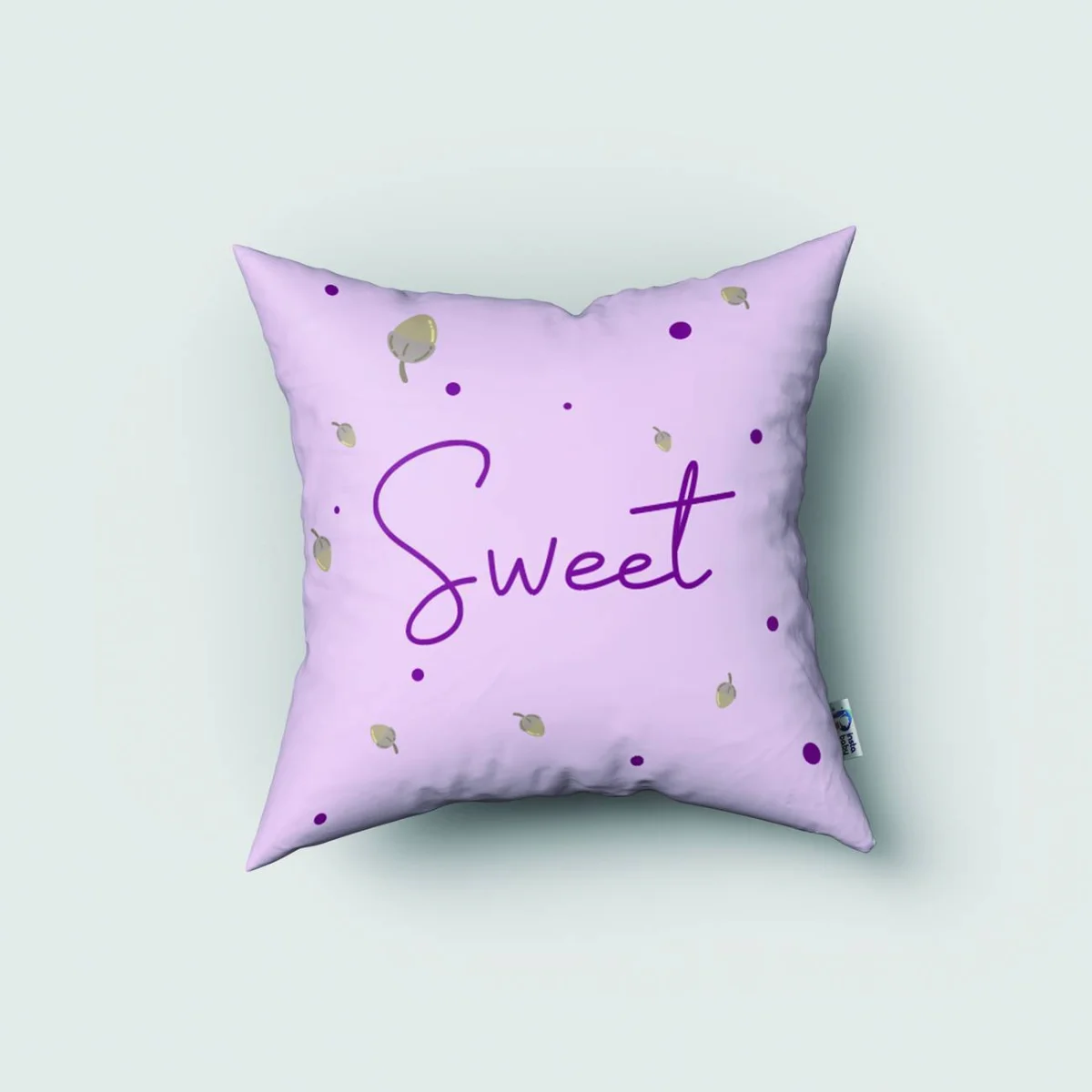 Orman Hayvanları, Sincap Kırlent Kılıfı | Pembe kar taneleri, palamutlar Desenli