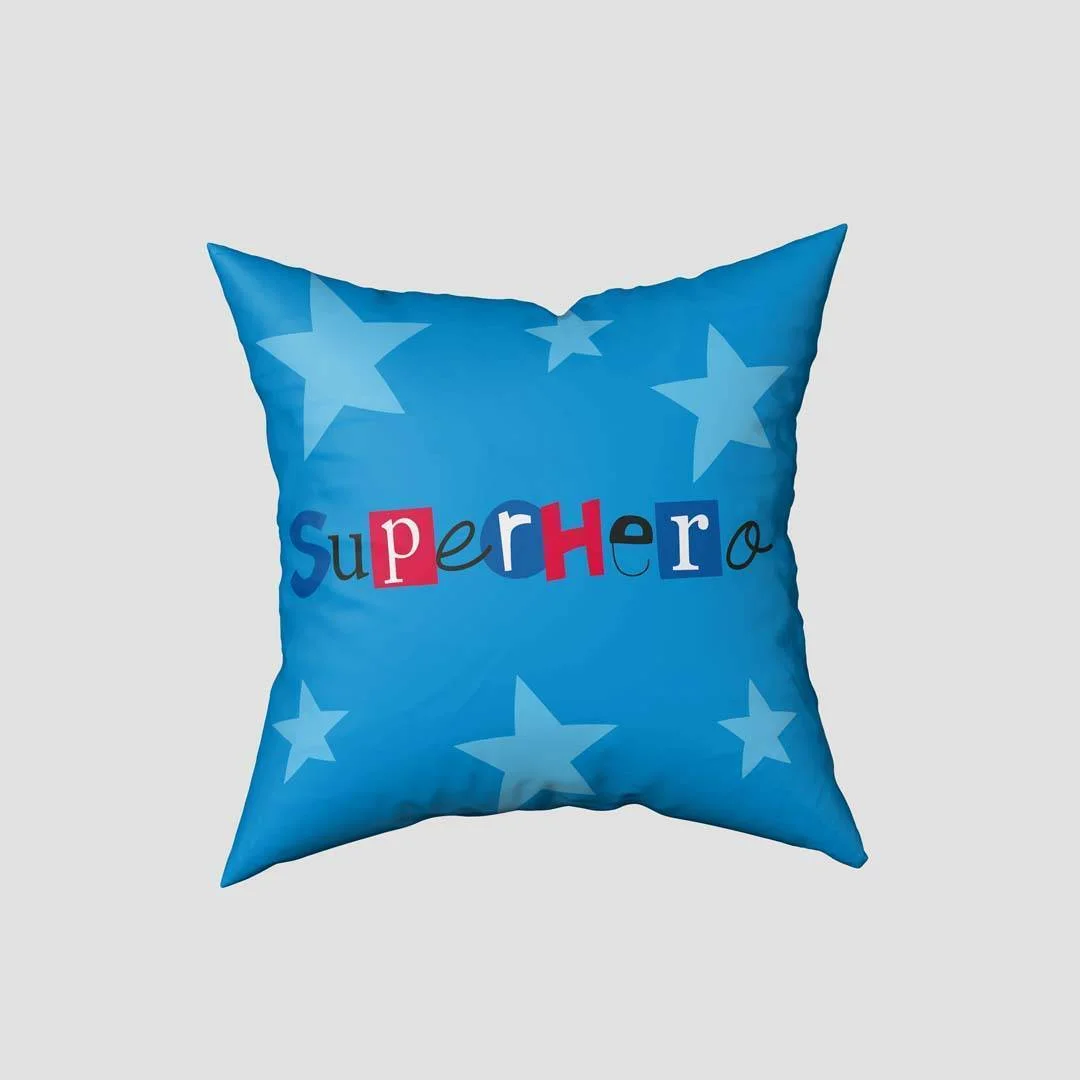 Süper Kahraman Ayı Kırlent Kılıfı | Mavi yıldızlar, Süper Kahraman yazısı Desenli