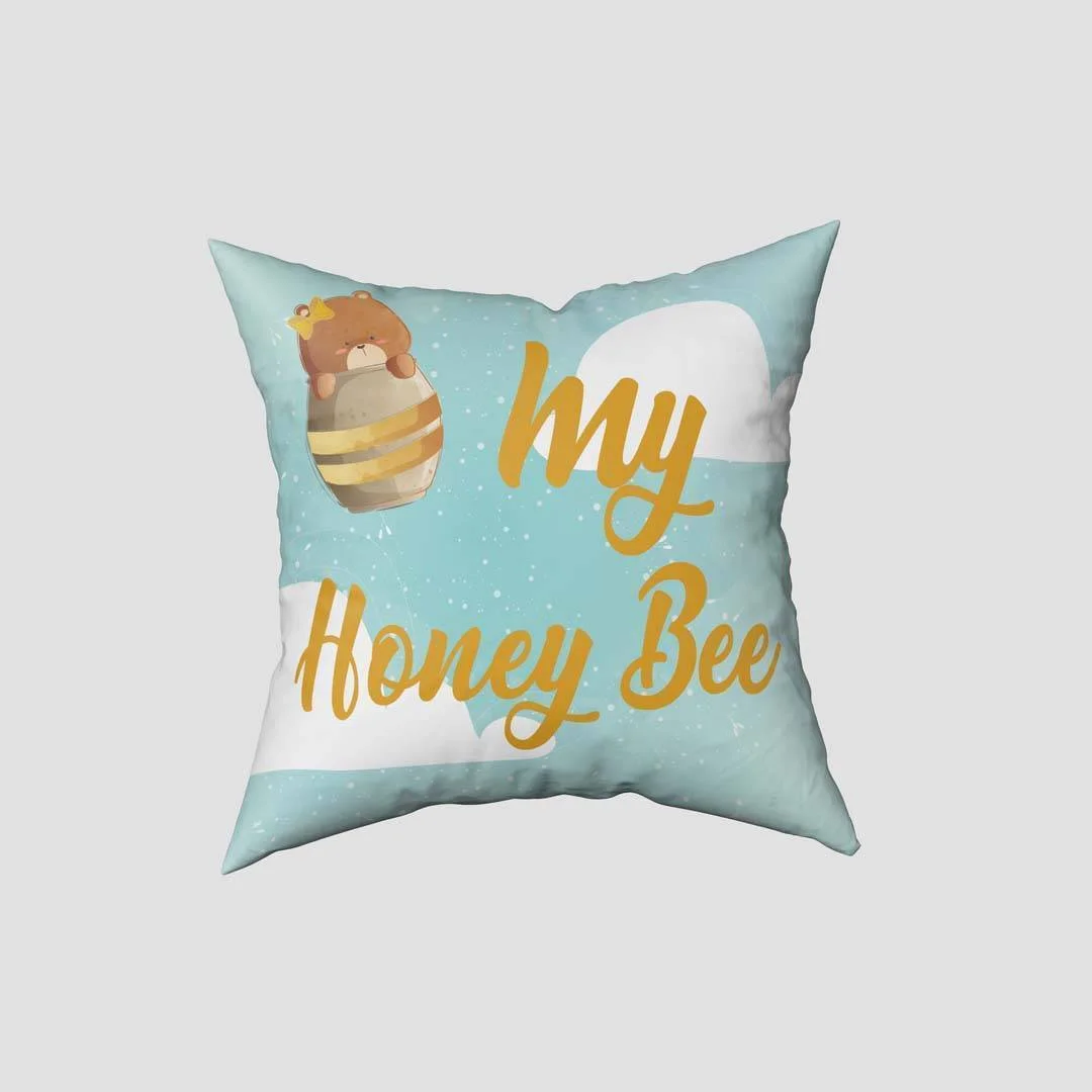 Bal Arısı ve Ayıcık Kırlent Kılıfı | Açık Mavi balon, bulut Desenli