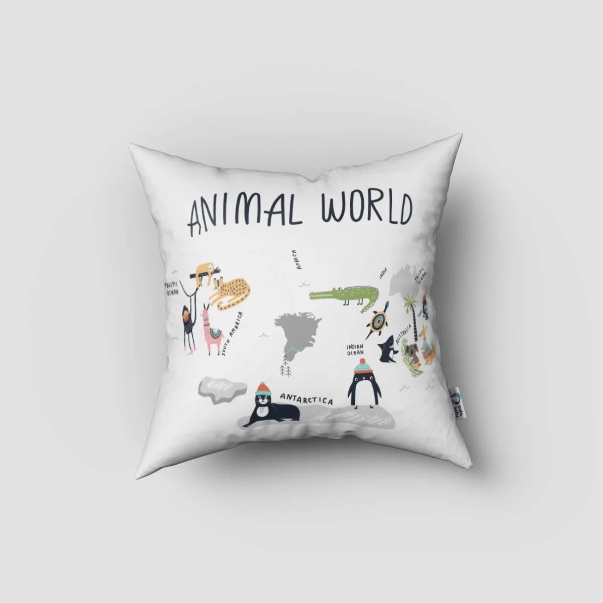 Dünya Haritası ve Hayvanlar Kırlent Kılıfı | Beyaz kıtalar, okyanuslar Desenli