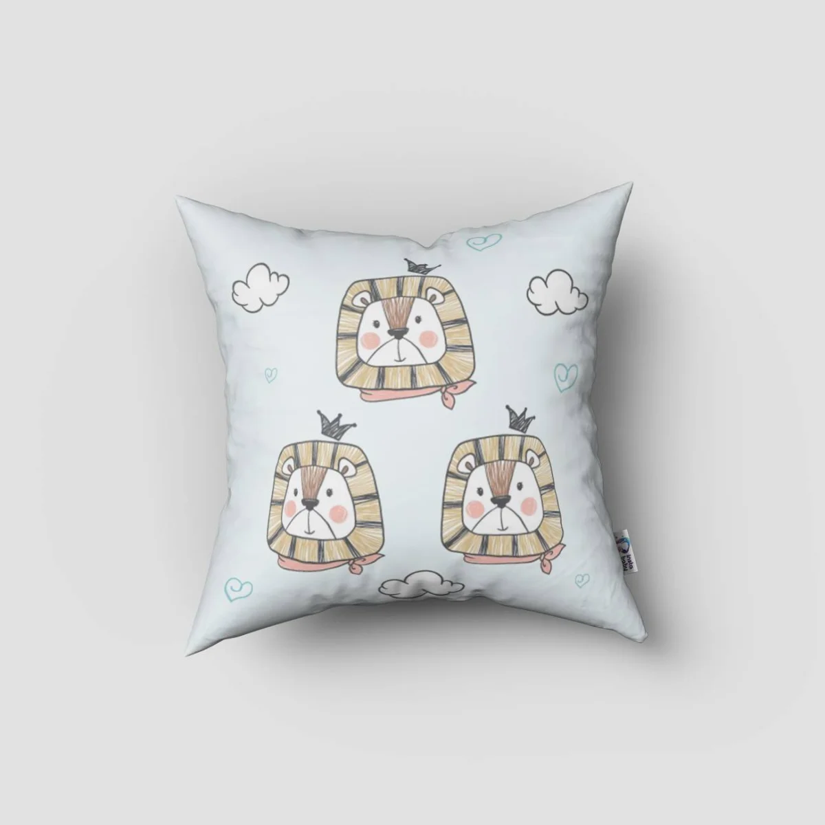 Aslan ve Araba Kırlent Kılıfı | Mavi bulut, güneş Desenli