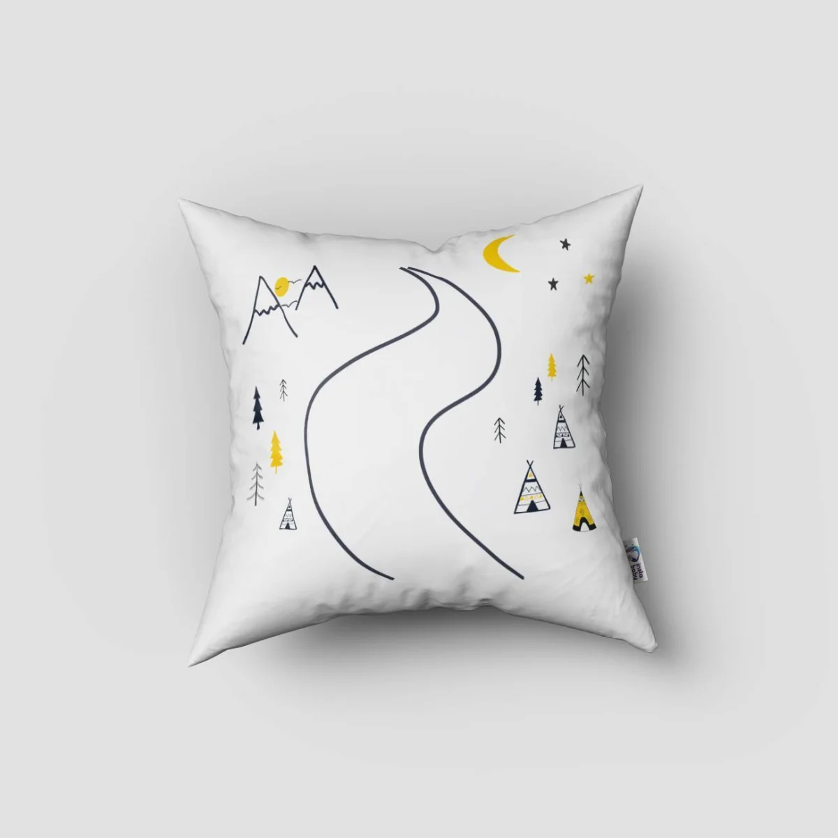 Ayılar Kırlent Kılıfı | Beyaz Dağlar, ağaçlar Desenli