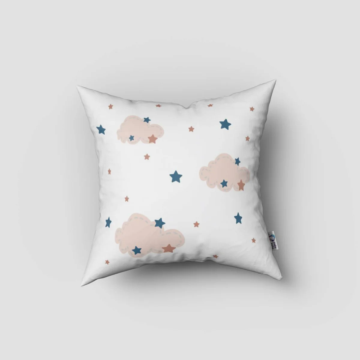 Gökkuşağı Kırlent Kılıfı | Beyaz gökkuşağı, bulutlar Desenli