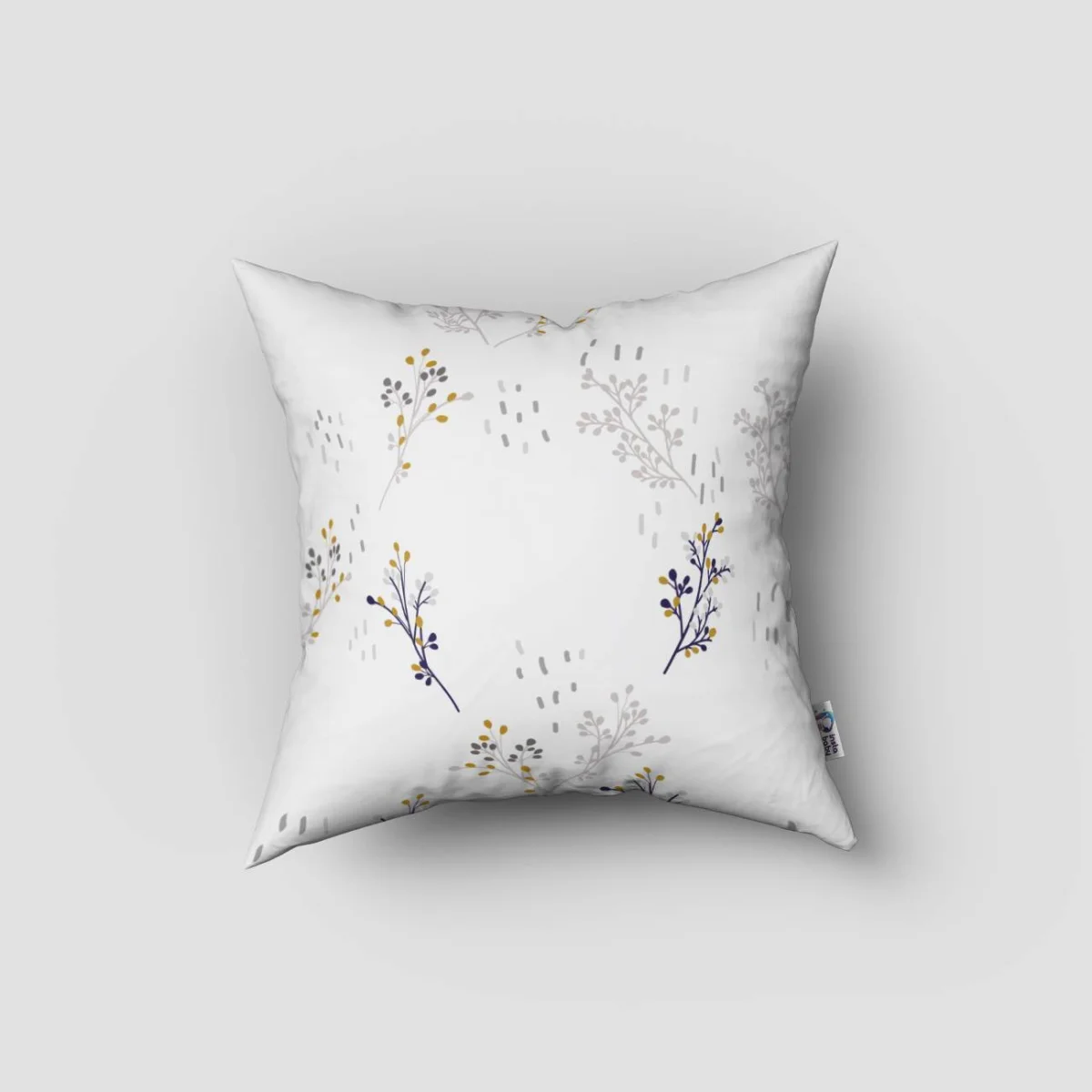 Orman Hayvanları Kırlent Kılıfı | Beyaz dallar, yapraklar Desenli