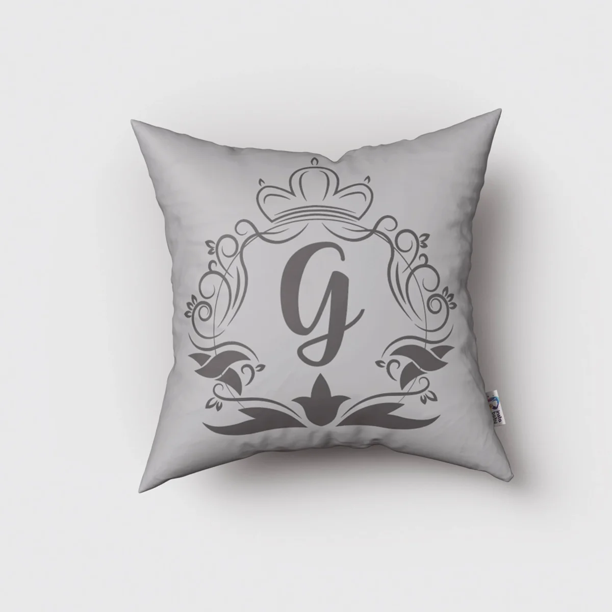 Monogram G Kırlent Kılıfı | Gri Taç, süslemeli çerçeve Desenli
