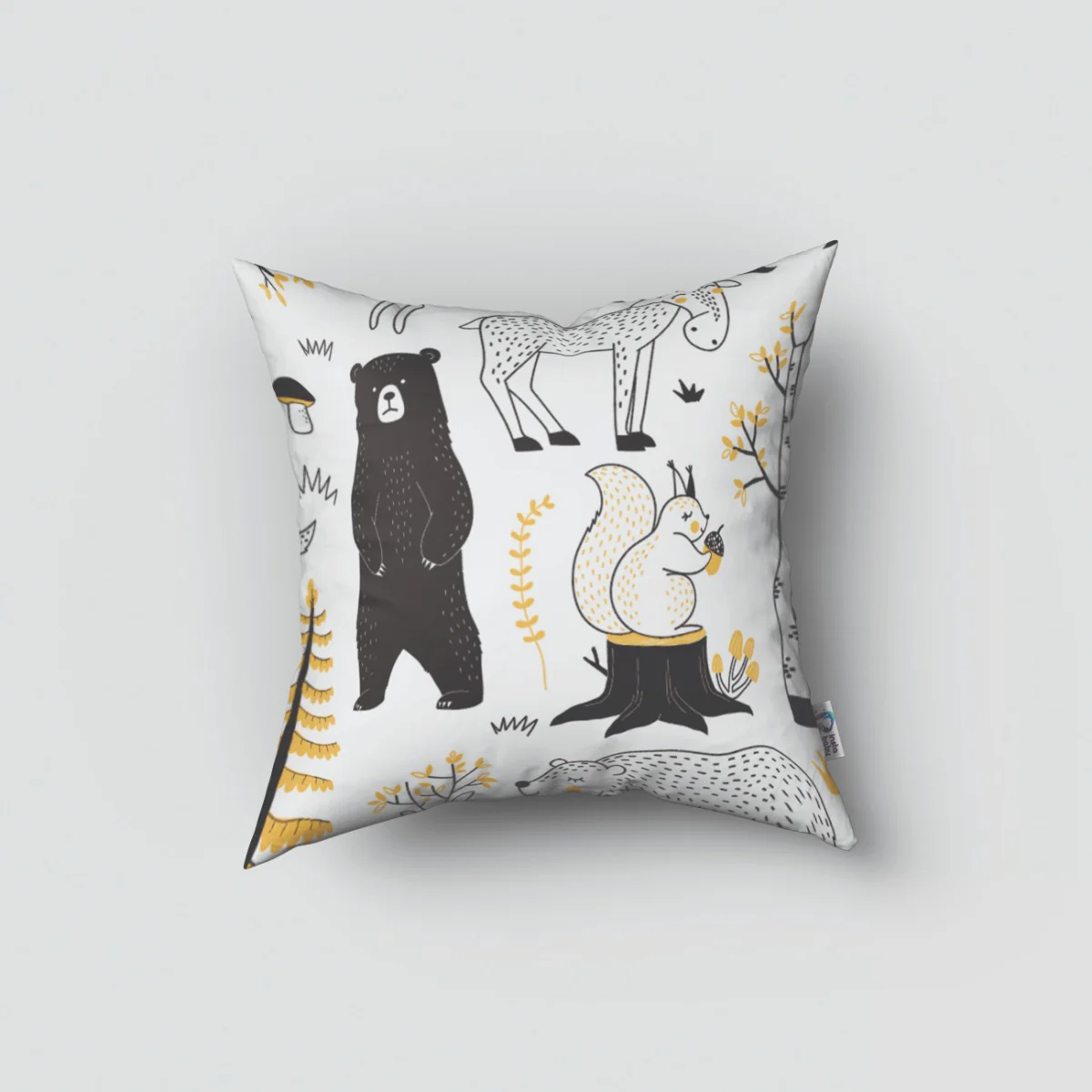 Orman Hayvanları Kırlent Kılıfı | Beyaz Ağaçlar, mantarlar Desenli