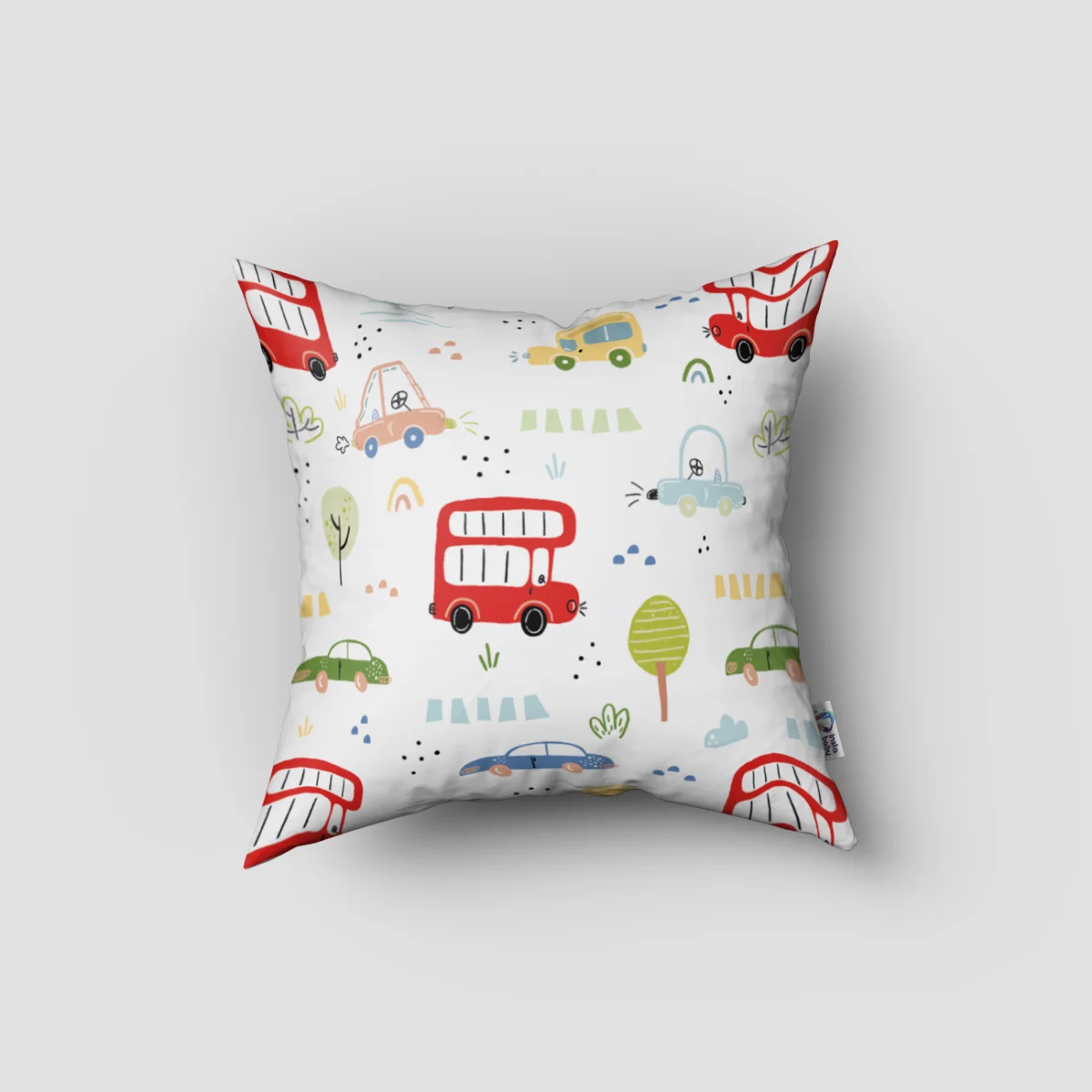 Arabalar Kırlent Kılıfı | Beyaz gökkuşağı, bulut Desenli