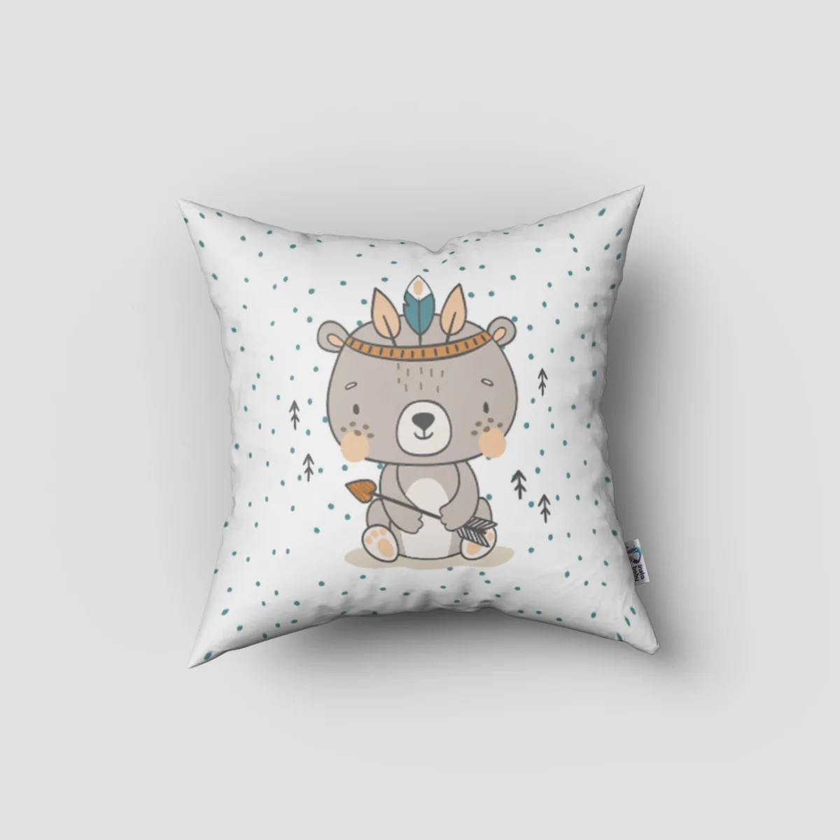 Kızılderili Temalı Ayı Kırlent Kılıfı | Beyaz mavi noktalar, siyah ok/ağaç figürleri Desenli