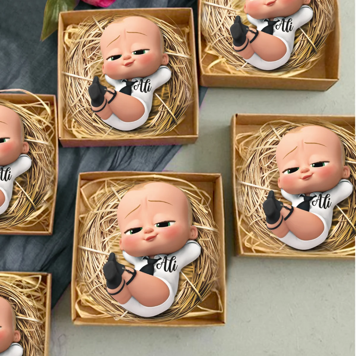 Boss Baby Bebek Magneti | Açık Gri saman yuva, kraft kutu Desenli