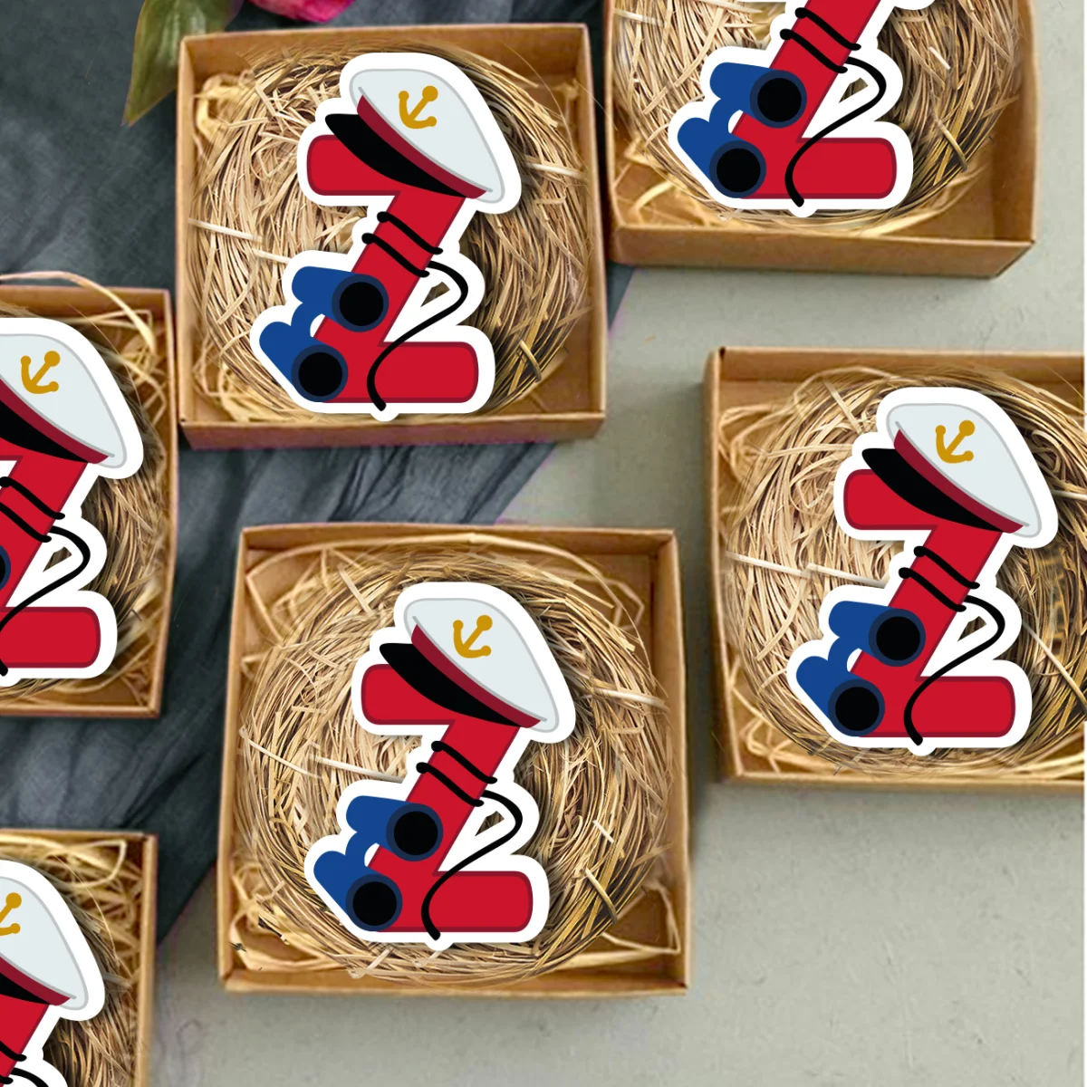 Denizci Bebek Magneti | Kırmızı Şapka, çapa Desenli