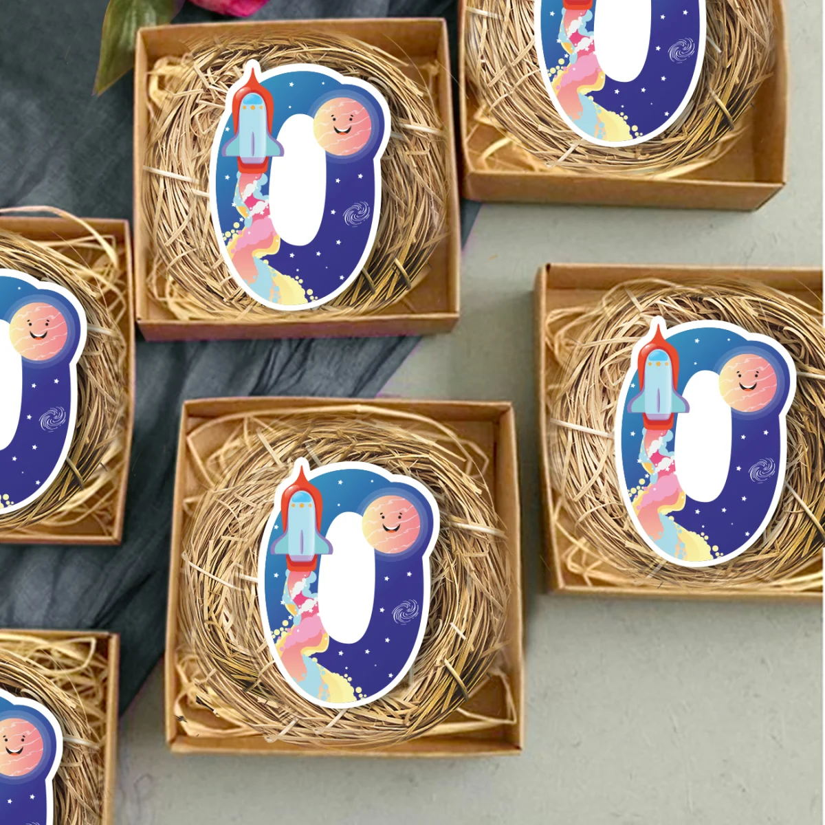 Uzay Bebek Magneti | Mavi roket, gezegen Desenli