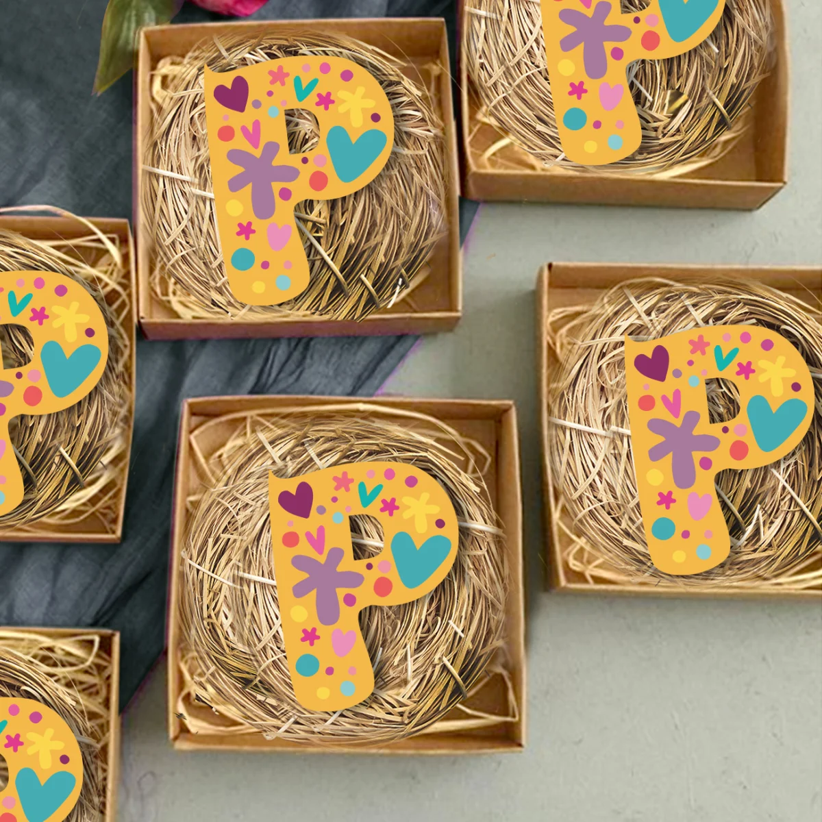 Harf P Bebek Magneti | Turuncu Kalpler, yıldızlar Desenli