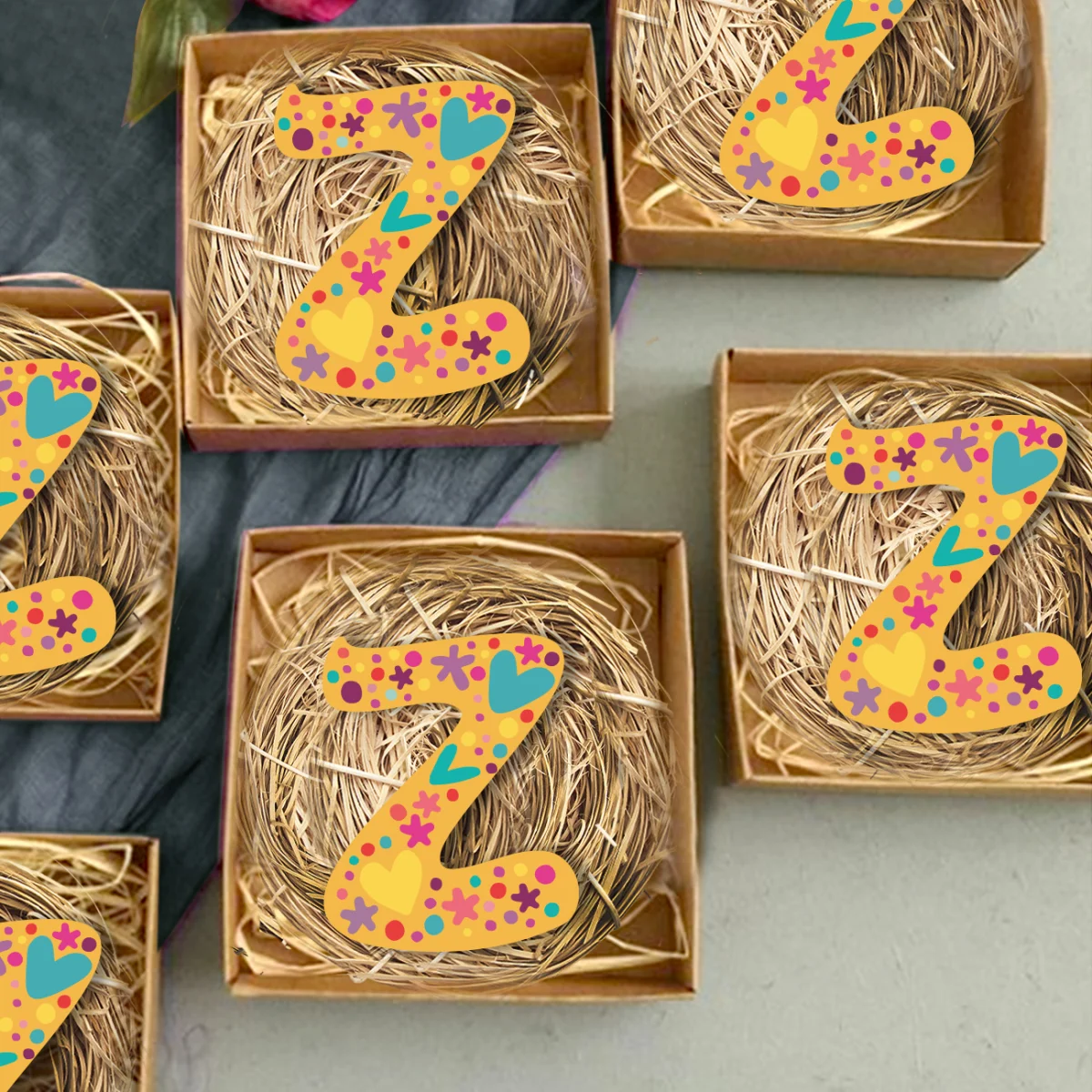 Harf, Kalp ve Çiçek Bebek Magneti | Sarı kalp, çiçek Desenli