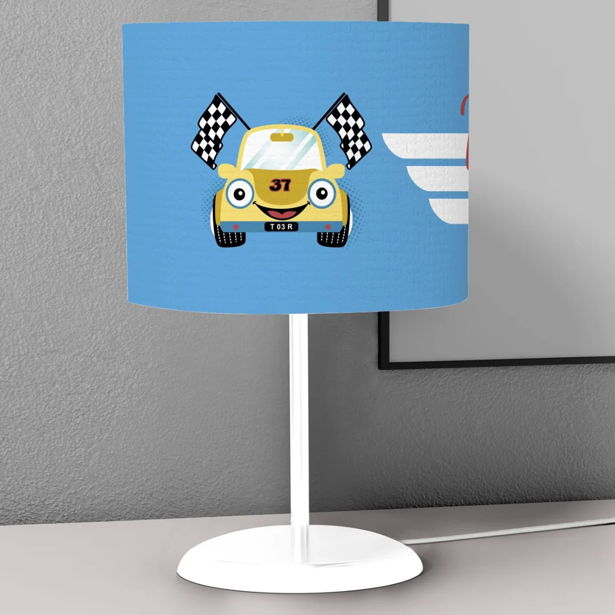 Yarış Arabası Abajur | Mavi yarış bayrakları, kanatlı yazı Desenli