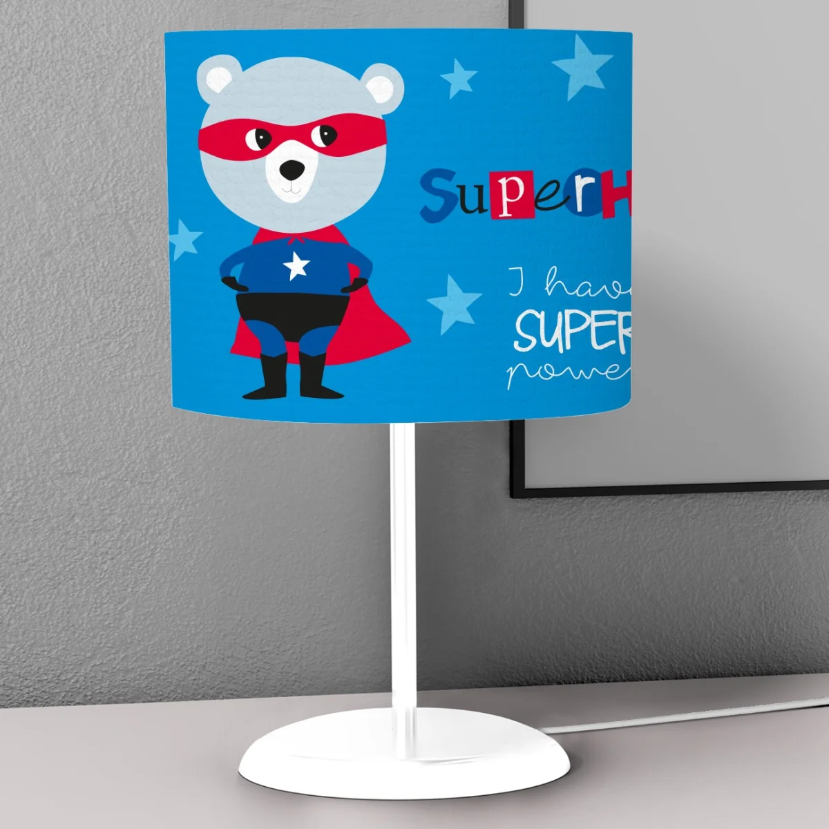Süper Kahraman Ayı Abajur | Mavi yıldızlar, Süper Kahraman yazısı Desenli