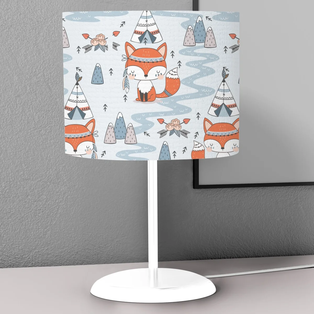 Tilki ve Orman Teması Abajur | Beyaz minik oklar, gri puantiyeler Desenli
