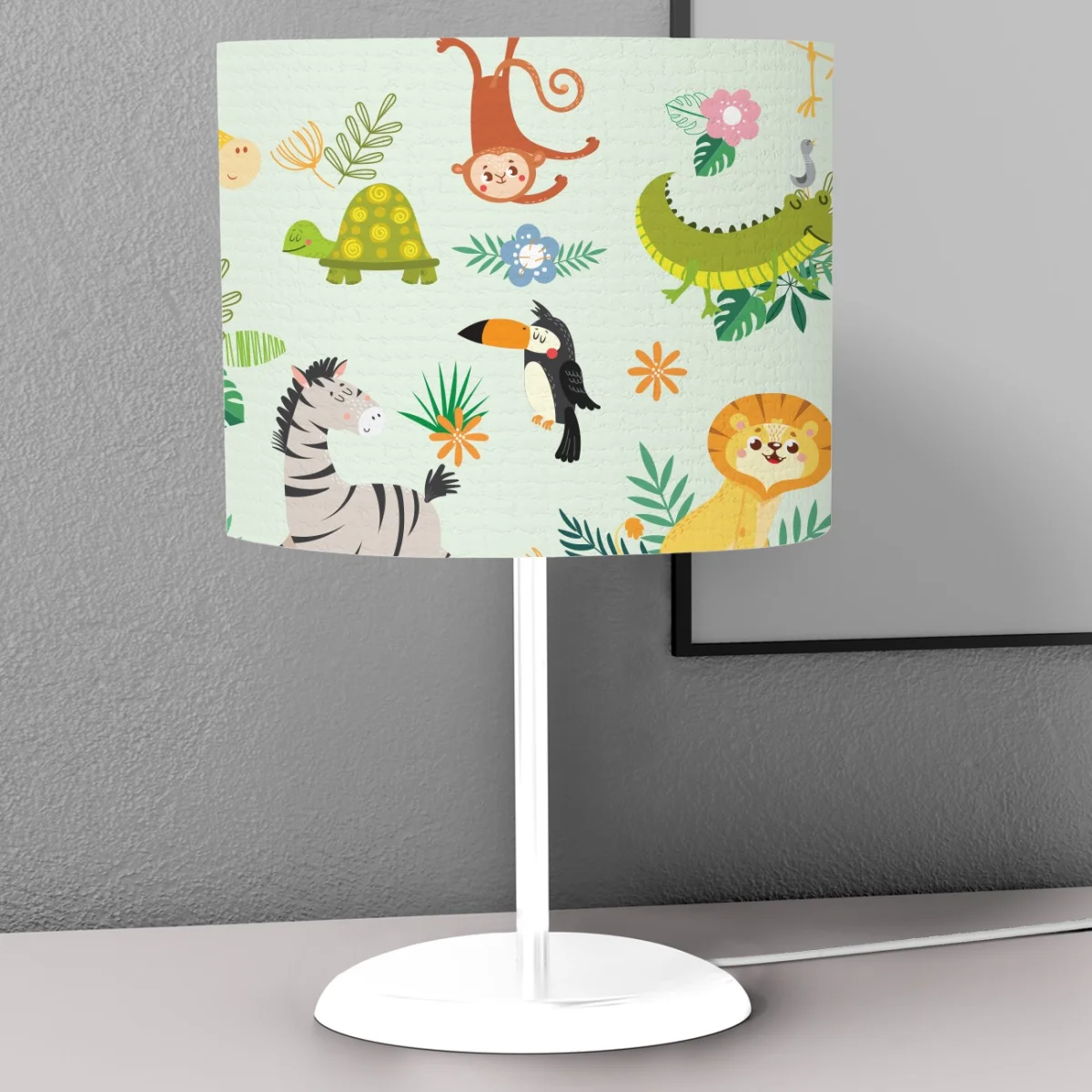 Zürafa, Orman Hayvanları Abajur | Açık Yeşil tropikal yapraklar, çiçekler Desenli