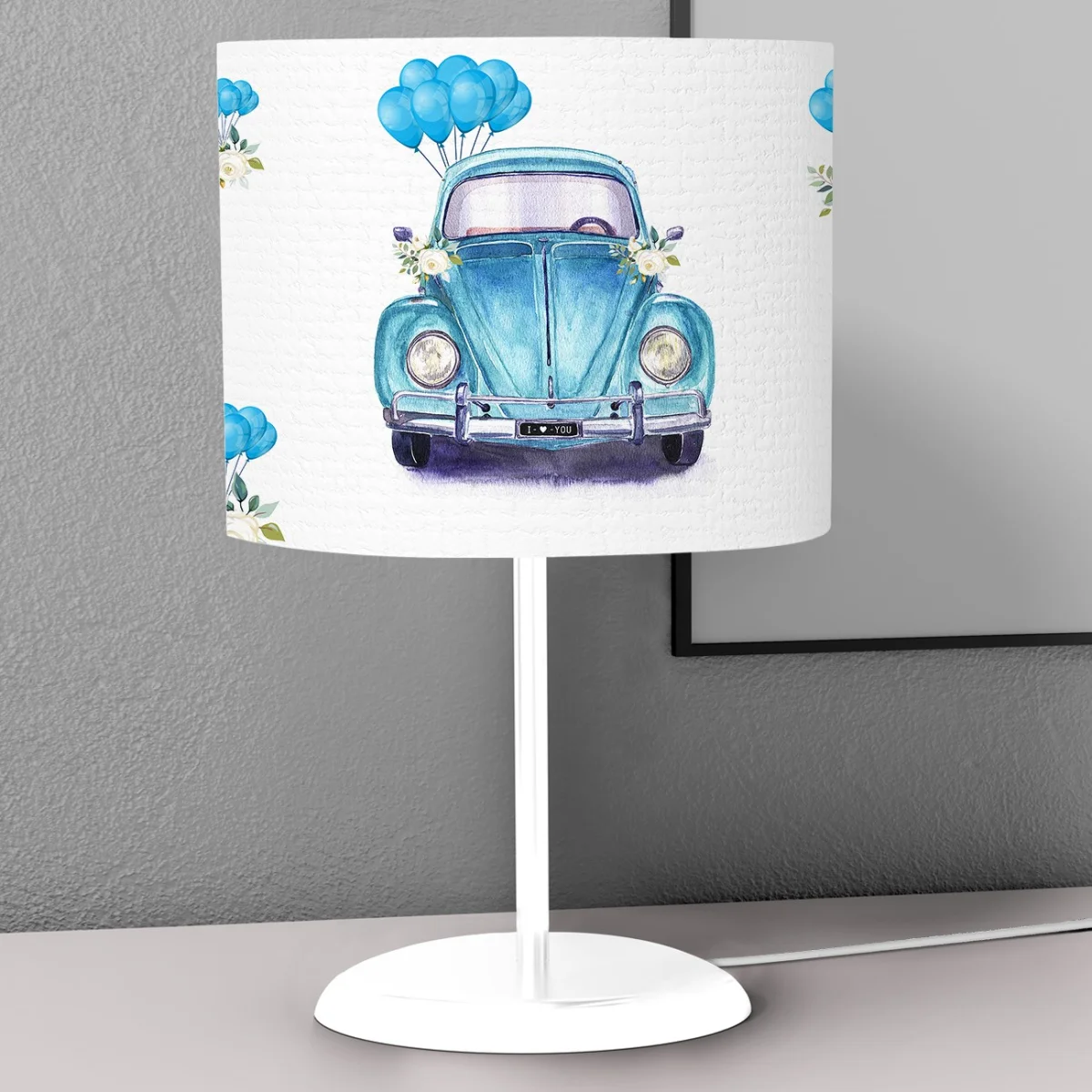 Araba Abajur | Beyaz mavi balonlar, beyaz çiçekler Desenli