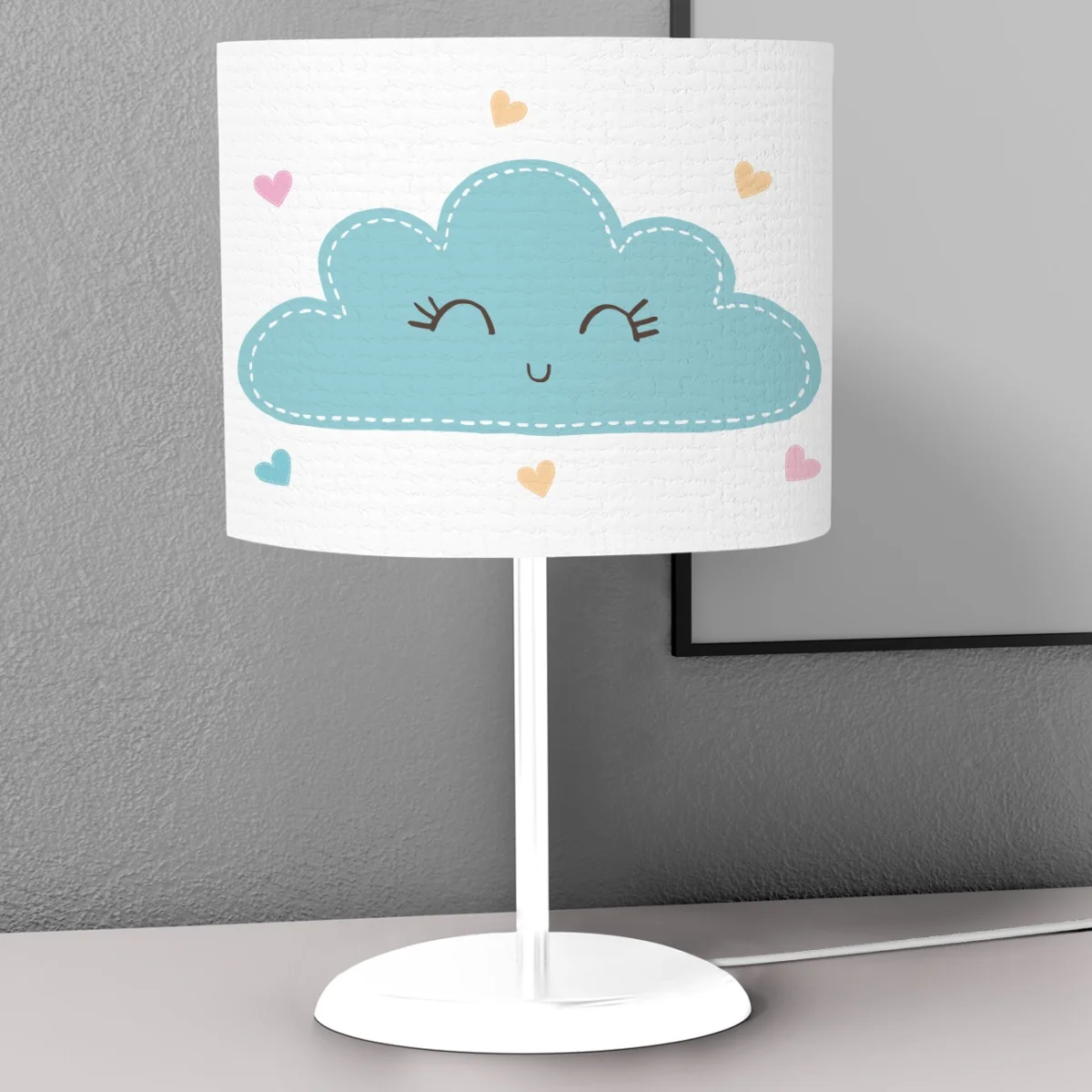 Bulut ve kalpler Abajur | Beyaz Gülümseyen bulut, pastel renkli kalpler Desenli