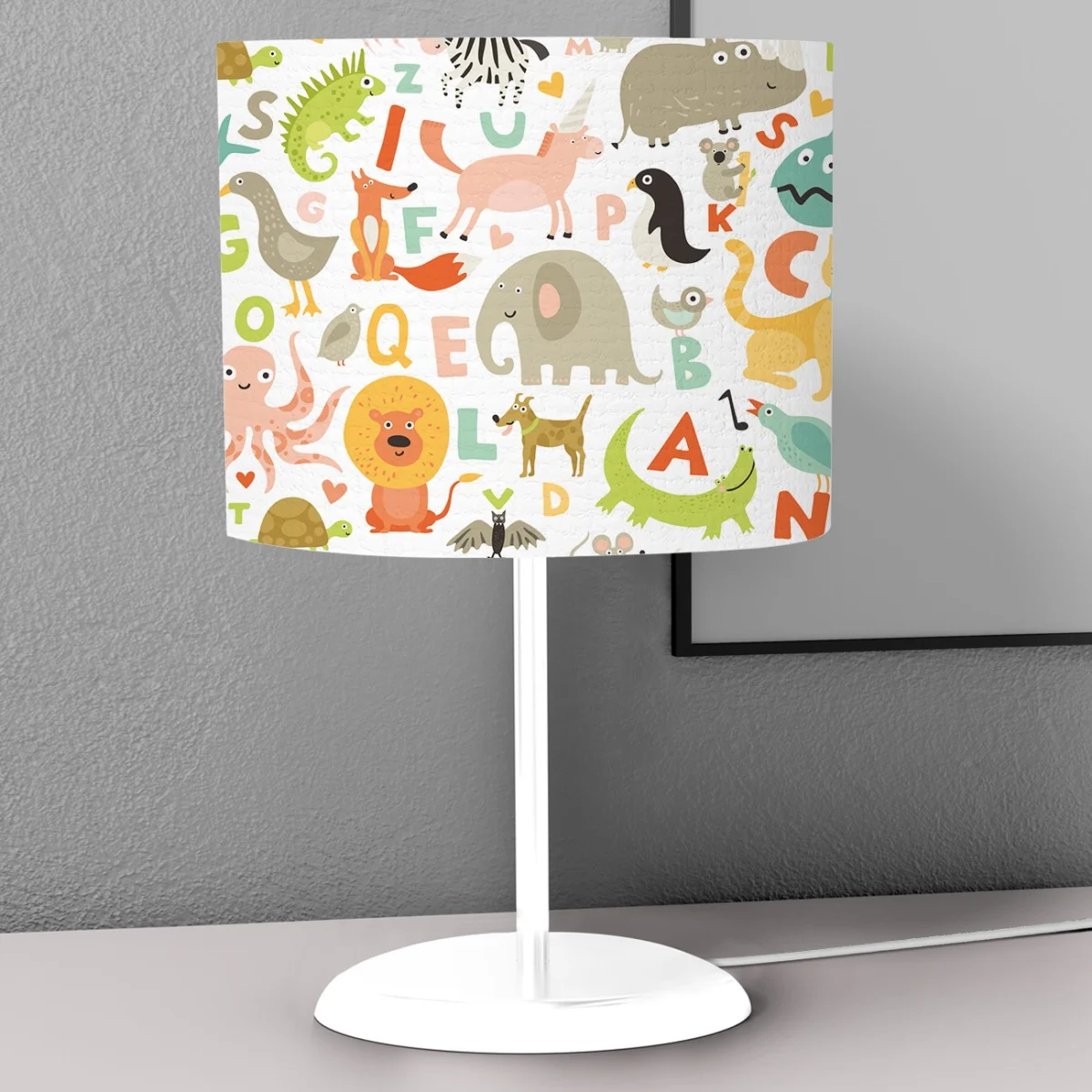 Orman Hayvanları Abajur | Beyaz Renkli hayvanlar, alfabe harfleri Desenli