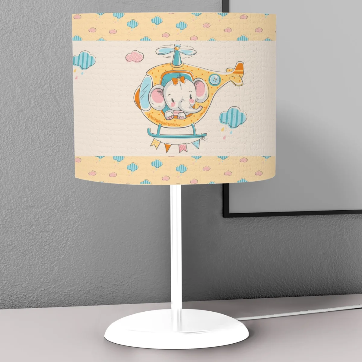 Uçan Fil Abajur | Bej bulut, yağmur damlası Desenli