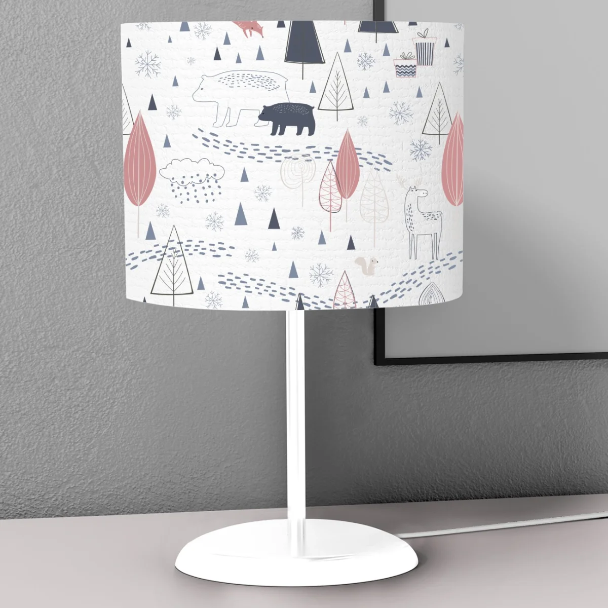 Orman Hayvanları Abajur | Beyaz kar taneleri, ayak izleri Desenli