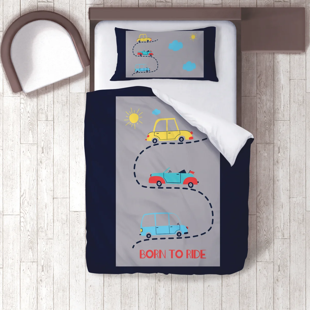 Arabalar Nevresim Takımı | Gri güneş, bulutlar Desenli