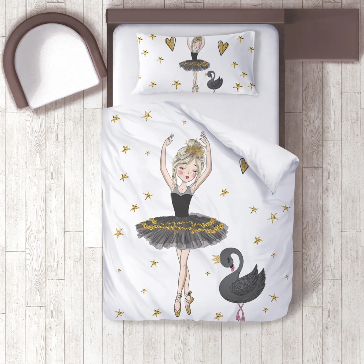 Balerin ve Kuğu Nevresim Takımı | Beyaz Altın yıldızlar, kalpler Desenli