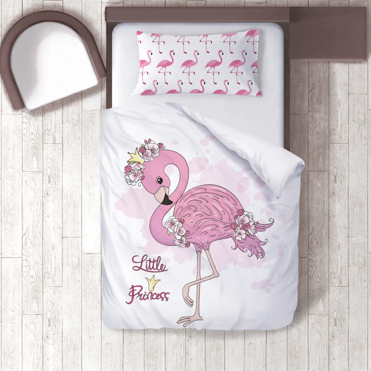 Flamingo Nevresim Takımı | Beyaz Çiçekler, taç Desenli