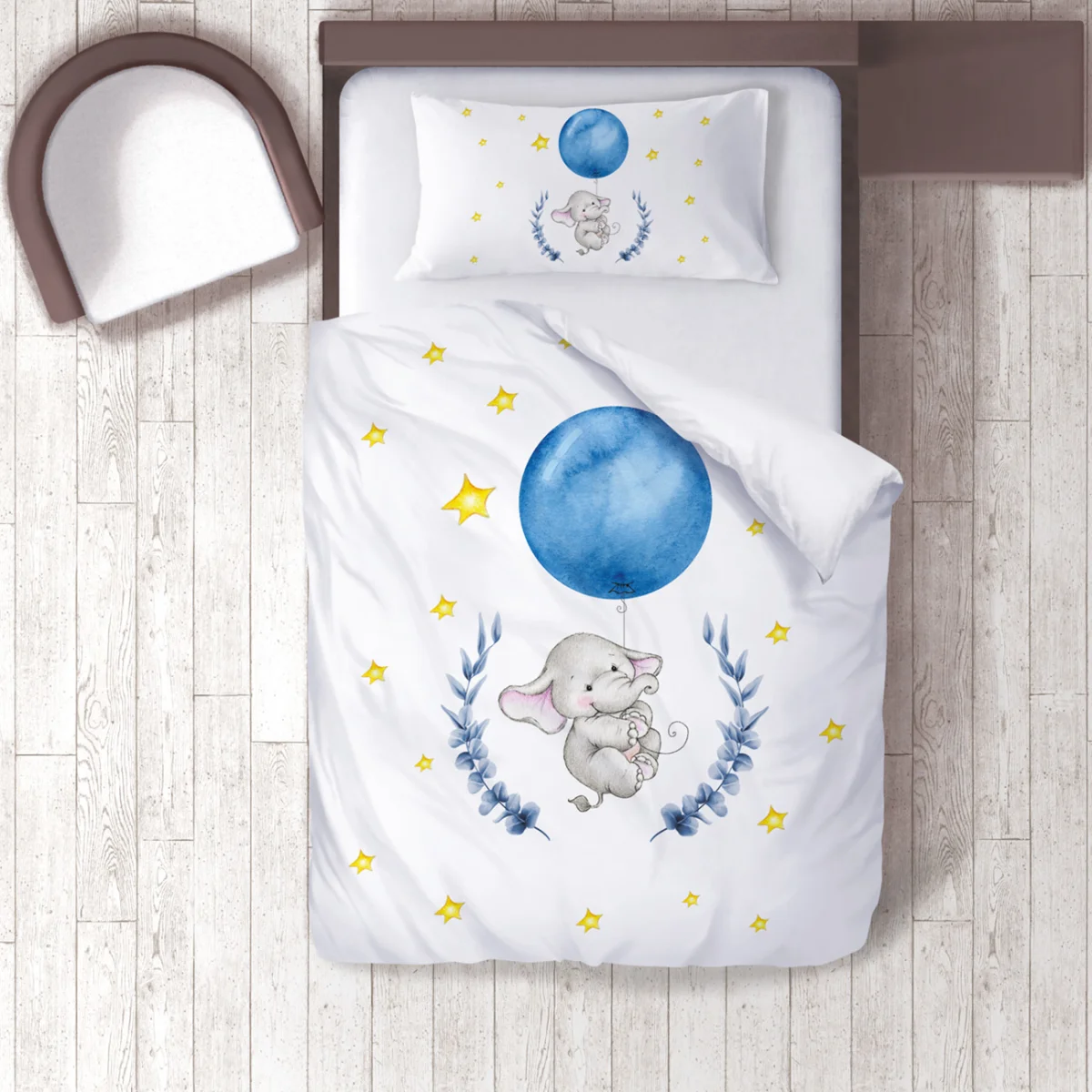 Fil Nevresim Takımı | Beyaz yıldız, mavi balon Desenli