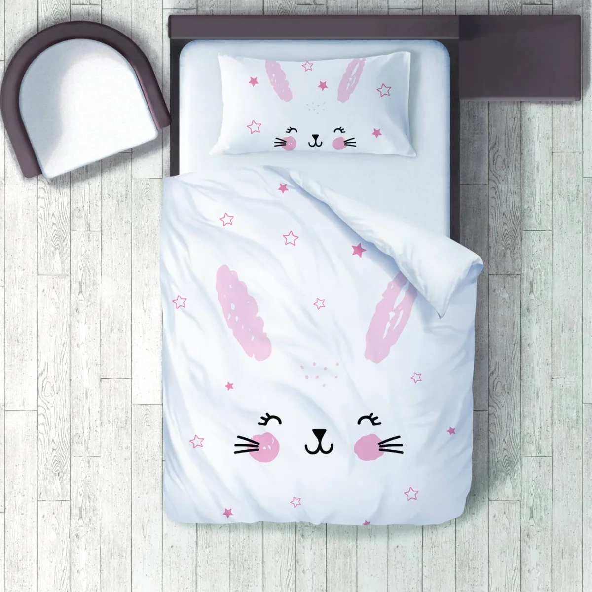 Tavşan Nevresim Takımı | Beyaz pembe ve çerçeveli yıldızlar Desenli