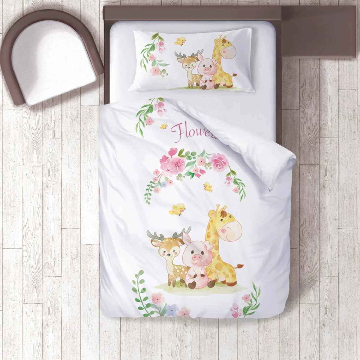 Orman Hayvanları Nevresim Takımı | Beyaz çiçekler, yapraklar Desenli