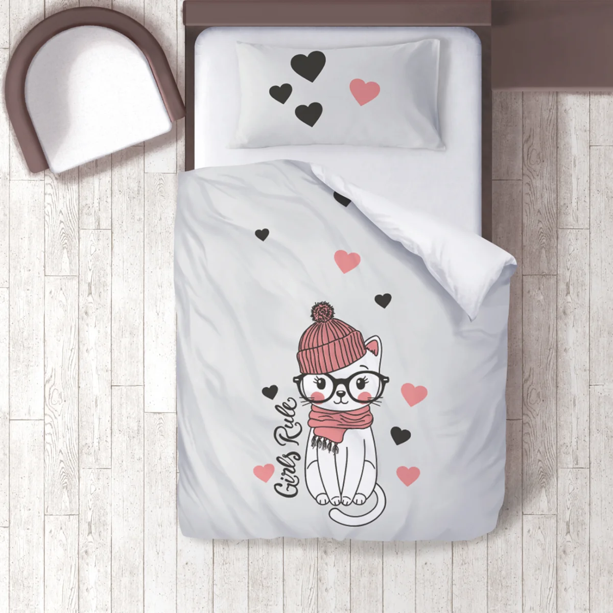 Kedi Nevresim Takımı | Beyaz Kalpler, Girls Rule yazısı Desenli