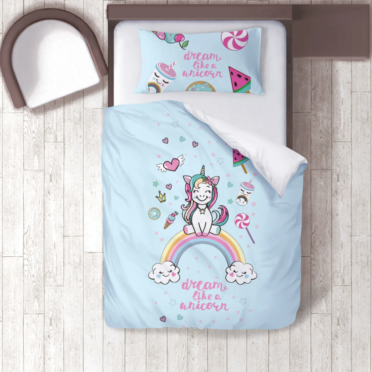 Unicorn Nevresim Takımı | Mavi gökkuşağı, bulutlar Desenli