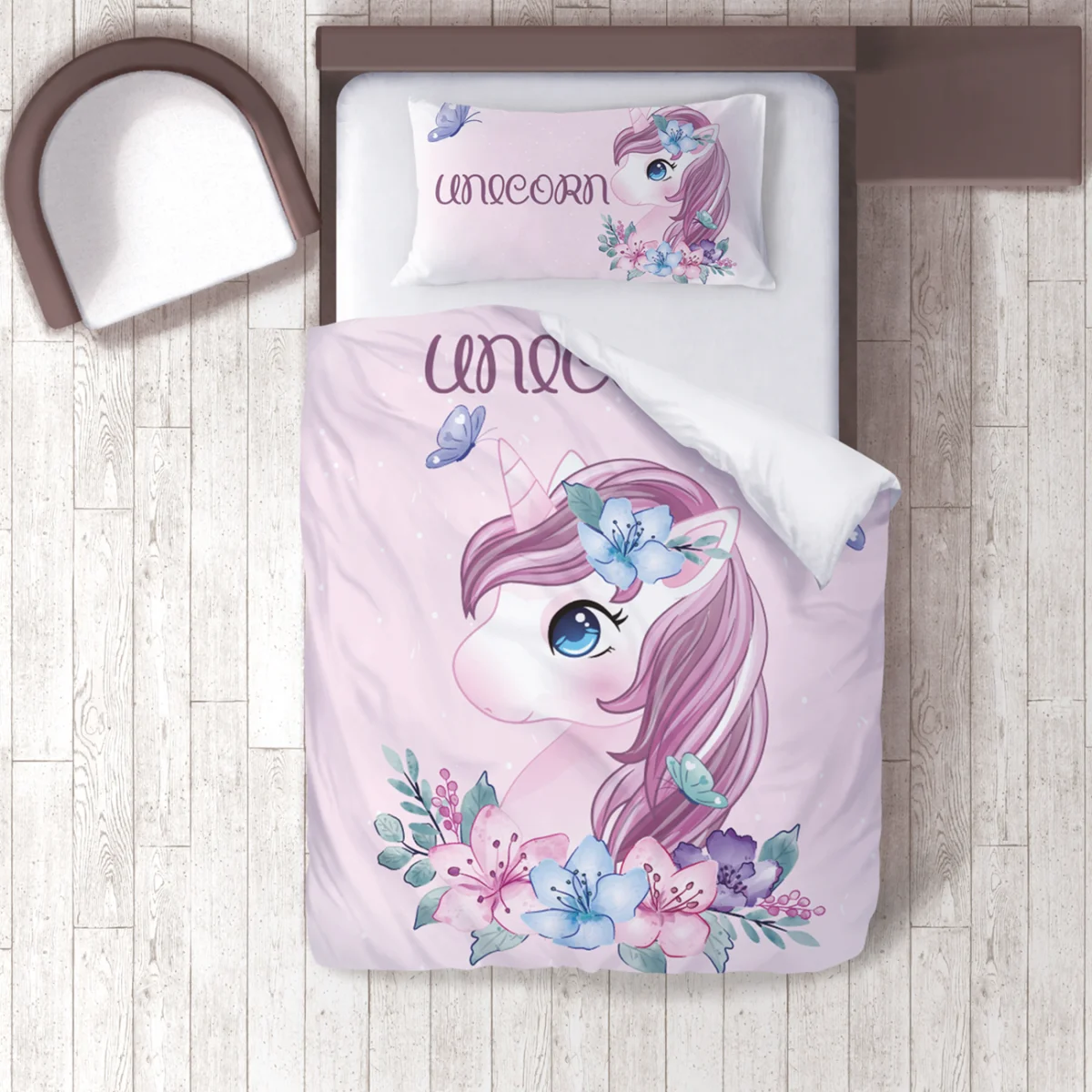 Unicorn Nevresim Takımı | Pembe çiçekler, kelebekler Desenli