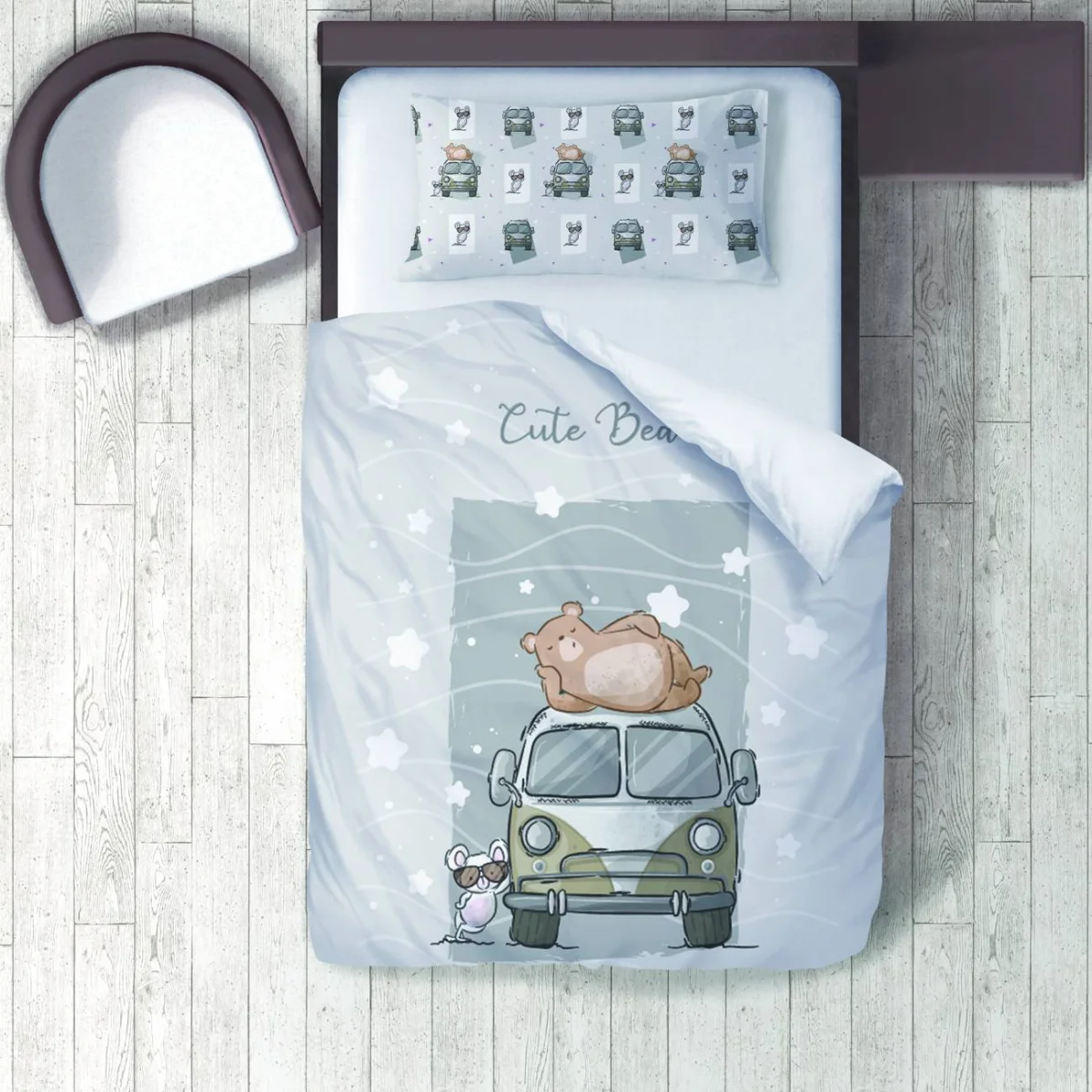 Ayı ve Fare Karakterleri, Karavan Nevresim Takımı | Açık Mavi yıldızlar, dalgalı çizgiler Desenli