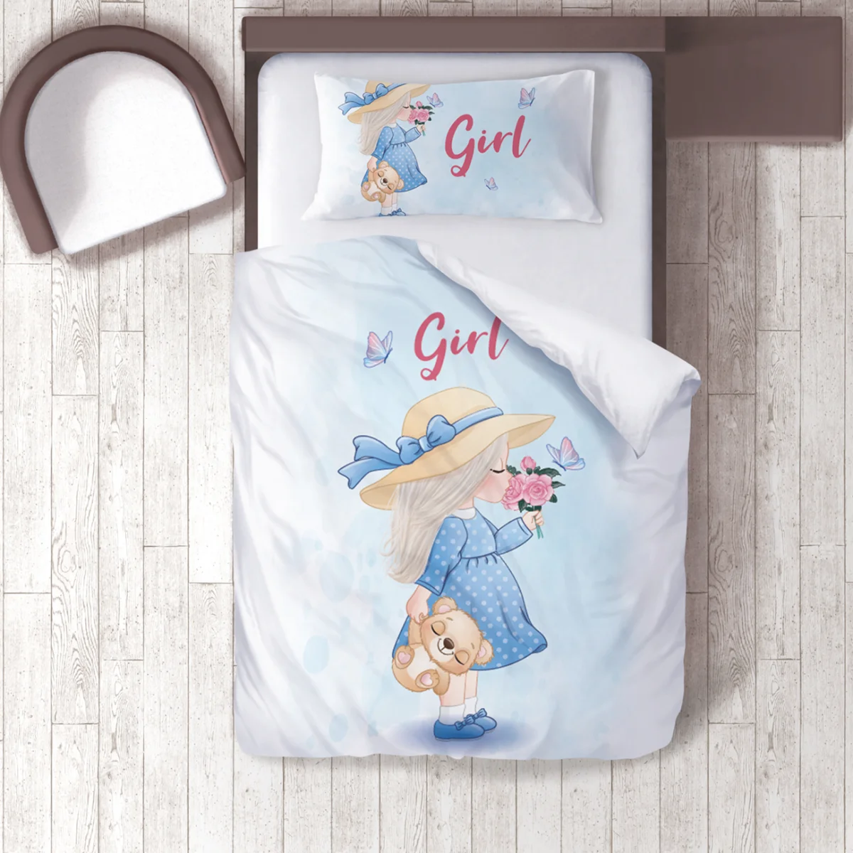 Küçük Kız Nevresim Takımı | Mavi kelebekler, yazılar Desenli