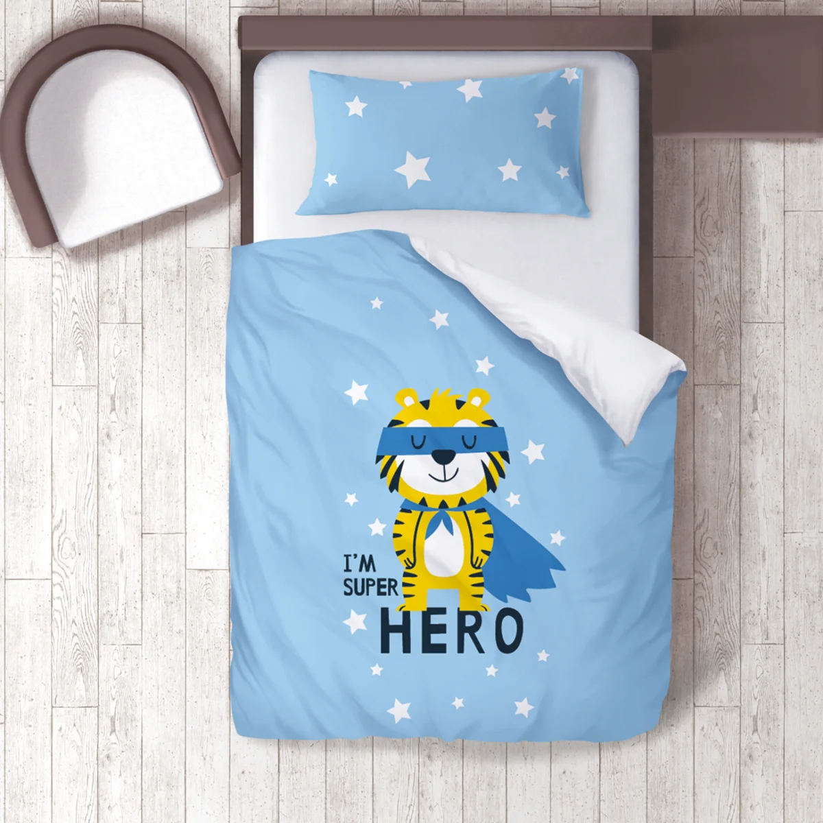 Süper Kahraman Kaplan Nevresim Takımı | Mavi yıldızlar, süper kahraman yazısı Desenli