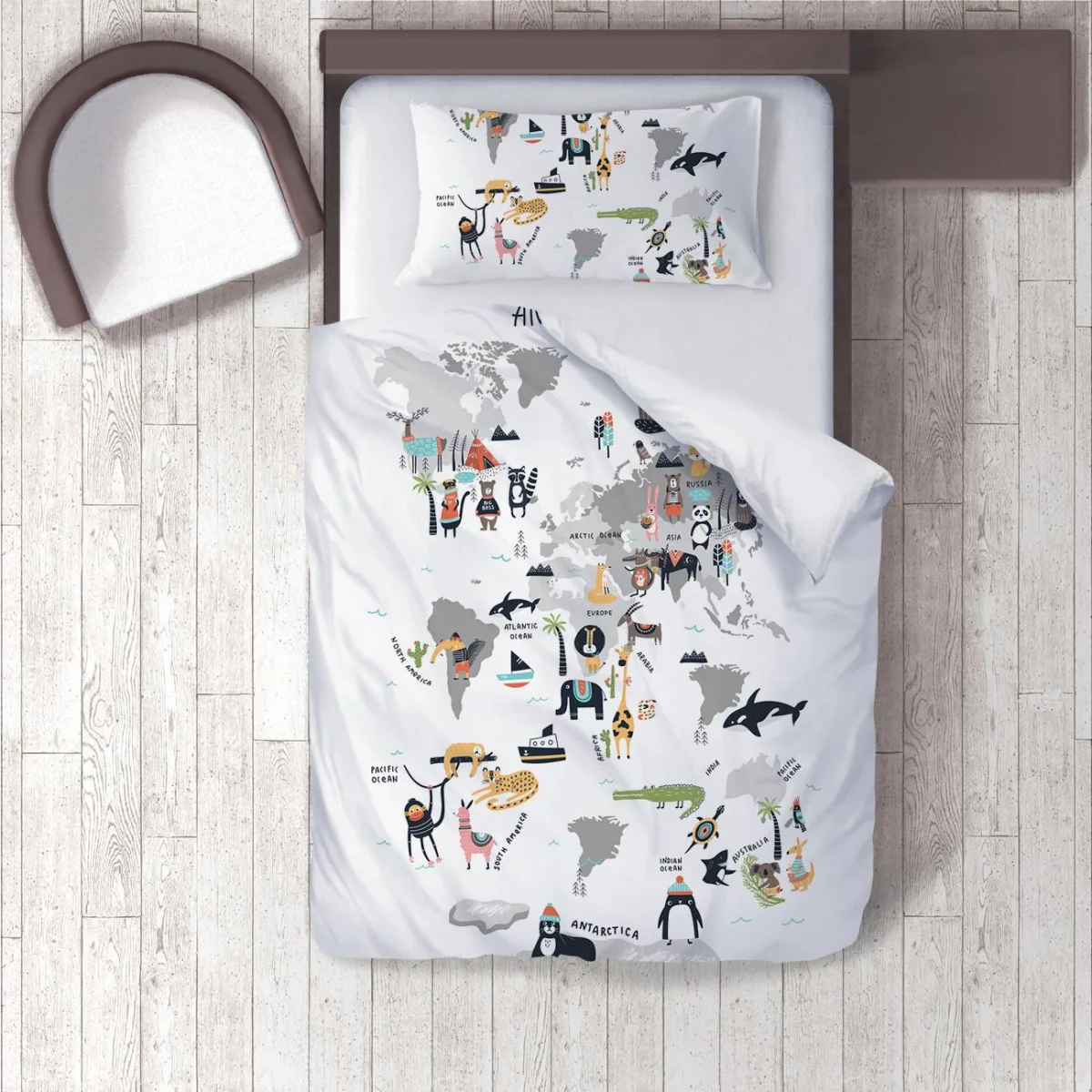 Dünya Haritası ve Hayvanlar Nevresim Takımı | Beyaz kıtalar, okyanuslar Desenli