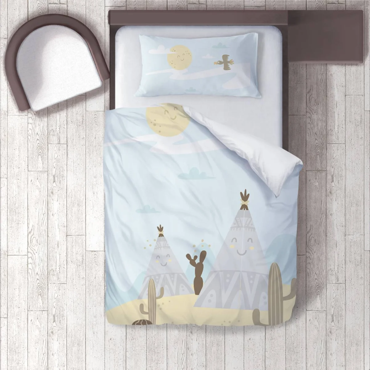 Kızılderili Çadır ve Kaktüsler Nevresim Takımı | Mavi Gülümseyen güneş, bulutlar Desenli