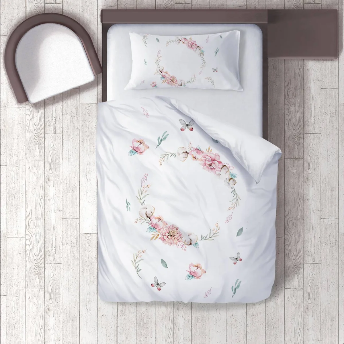 Çiçek ve kelebekler Nevresim Takımı | Beyaz Pembe çiçek, yaprak Desenli