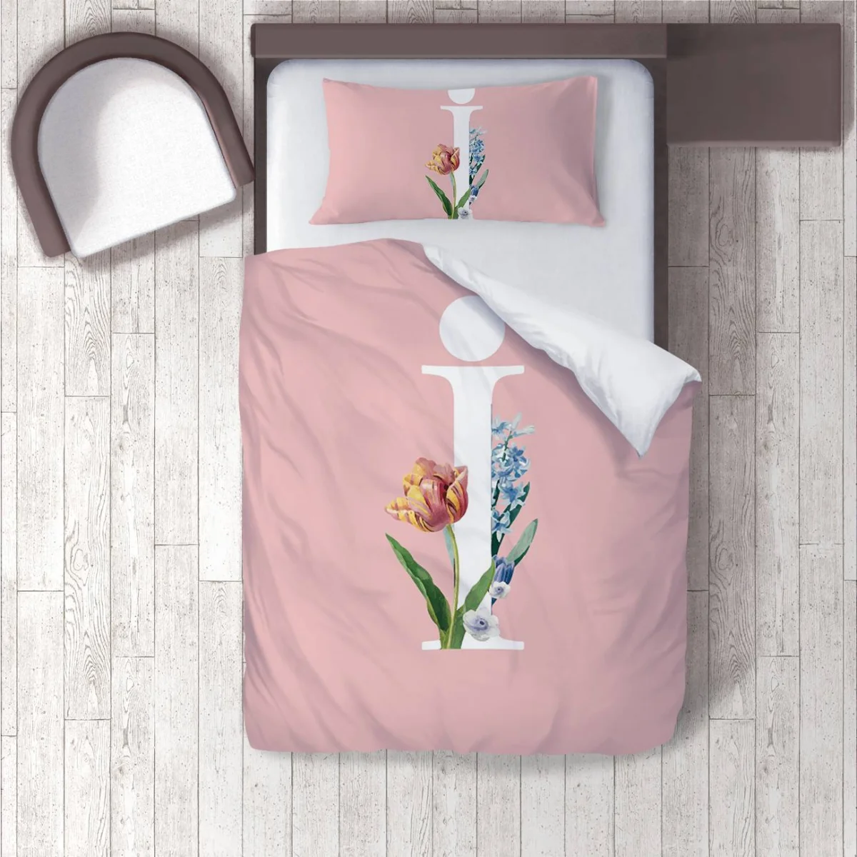 Çiçekli Harf Nevresim Takımı | Pembe lale, sümbül ve çeşitli çiçekler Desenli